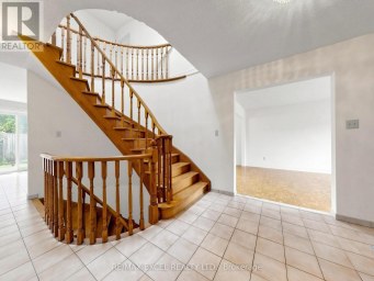 3 LOVEKIN GROVE Toronto (L'Amoreaux) Ontario photo 5