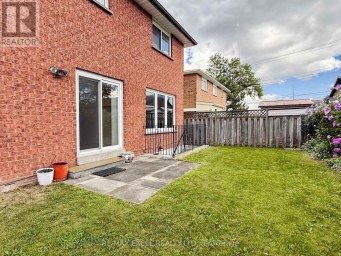 3 LOVEKIN GROVE Toronto (L'Amoreaux) Ontario photo 50