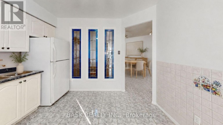 907 - 12 LAURELCREST STREET, Brampton (Queen Street Corridor), Ontario, L6S5Y4