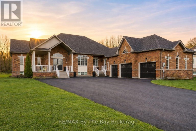 10 BASSWOOD DRIVE, Wasaga Beach, Ontario, L9Z0A9