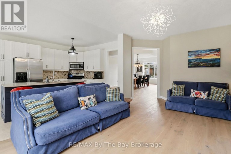 10 BASSWOOD DRIVE, Wasaga Beach, Ontario, L9Z0A9
