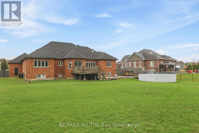 10 BASSWOOD DRIVE, Wasaga Beach, Ontario, L9Z0A9