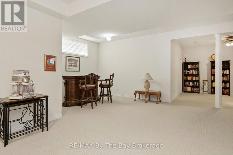 10 BASSWOOD DRIVE, Wasaga Beach, Ontario, L9Z0A9