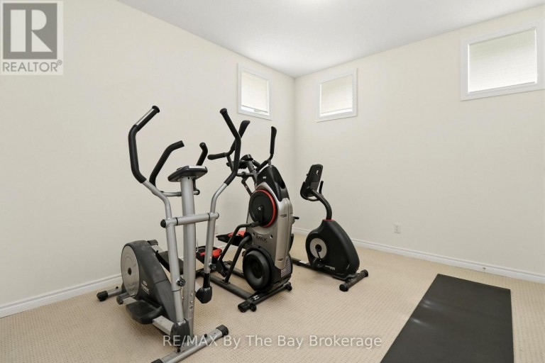 10 BASSWOOD DRIVE, Wasaga Beach, Ontario, L9Z0A9