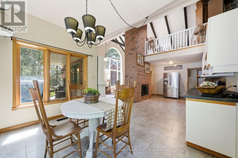 100 PINEWOOD BOULEVARD, Kawartha Lakes (Carden), Ontario, K0M2T0