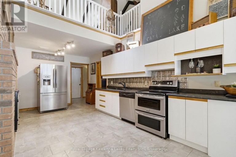 100 PINEWOOD BOULEVARD, Kawartha Lakes (Carden), Ontario, K0M2T0