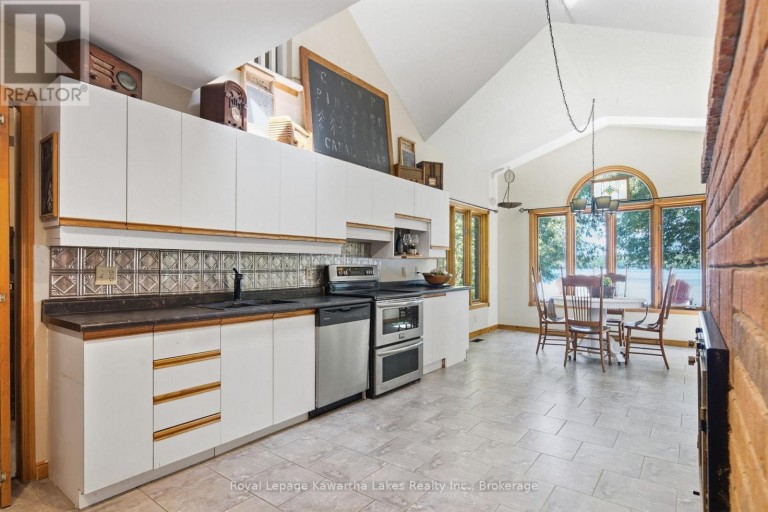 100 PINEWOOD BOULEVARD, Kawartha Lakes (Carden), Ontario, K0M2T0