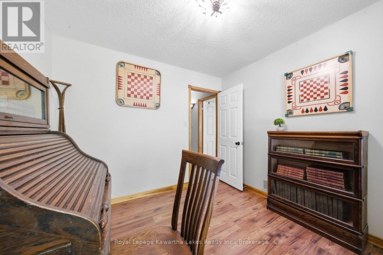 100 PINEWOOD BOULEVARD, Kawartha Lakes (Carden), Ontario, K0M2T0
