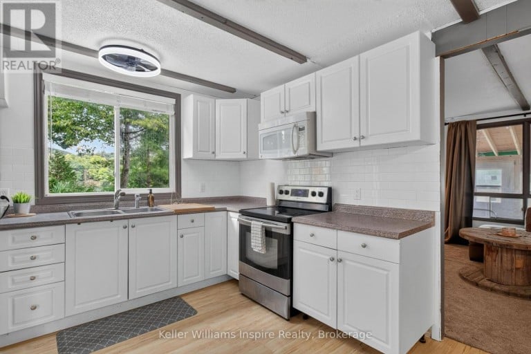 1080 PILLAR LANE, Frontenac (Frontenac South), Ontario, K0H2L0