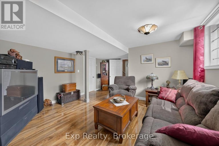 59 AVONDALE ROAD, Belleville (Belleville Ward), Ontario, K8P4G2