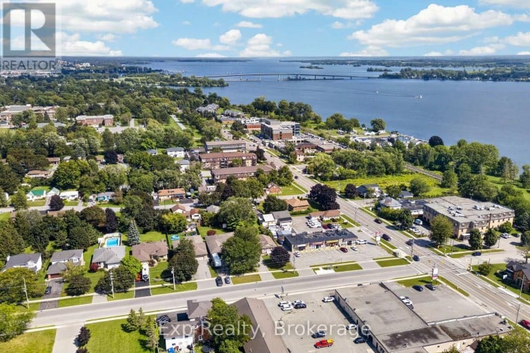 59 AVONDALE ROAD, Belleville (Belleville Ward), Ontario, K8P4G2