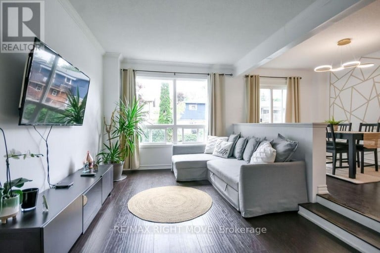 31 - 12 LANKIN BOULEVARD, Orillia, Ontario, L3V6T2