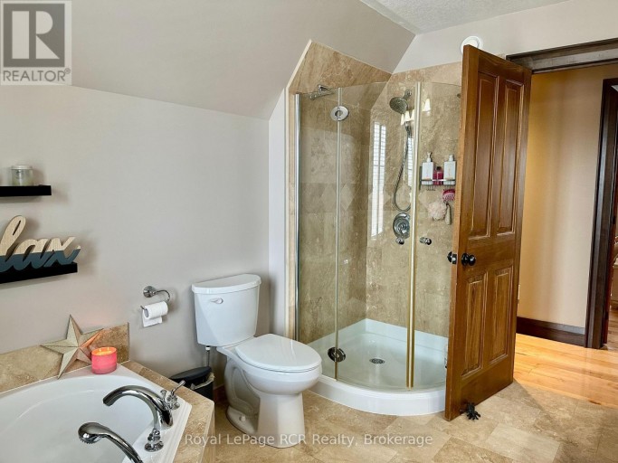 241 4TH STREET CRESCENT, Hanover, Ontario, N4N3S9