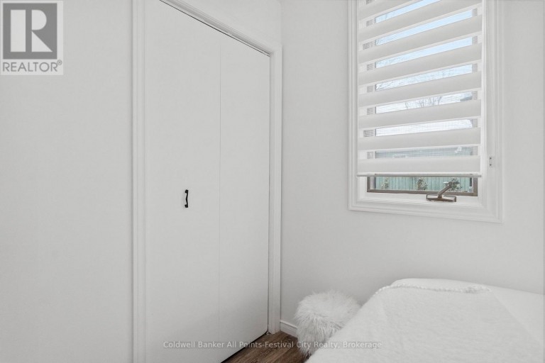 20 TUYLL STREET, Bluewater (Bayfield), Ontario, N0M1G0