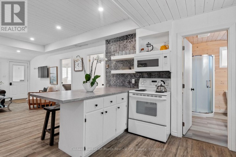 20 TUYLL STREET, Bluewater (Bayfield), Ontario, N0M1G0