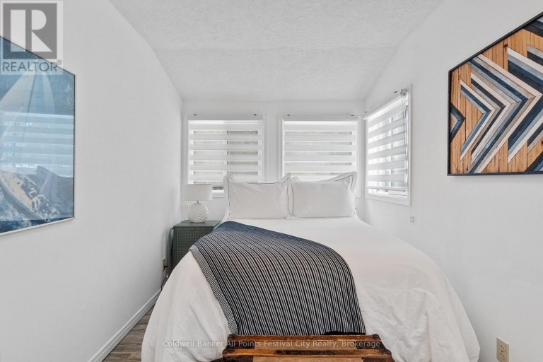 20 TUYLL STREET, Bluewater (Bayfield), Ontario, N0M1G0