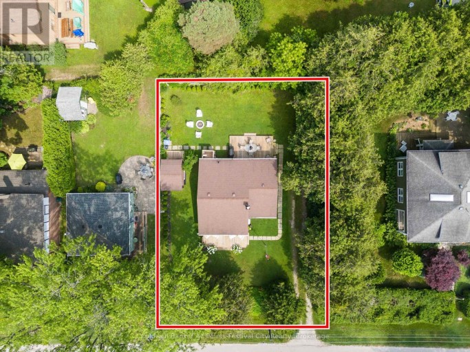 20 TUYLL STREET, Bluewater (Bayfield), Ontario, N0M1G0
