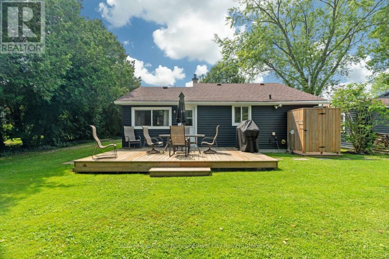 20 TUYLL STREET, Bluewater (Bayfield), Ontario, N0M1G0