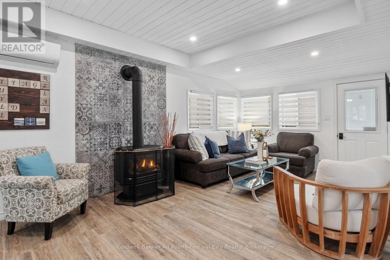 20 TUYLL STREET, Bluewater (Bayfield), Ontario, N0M1G0