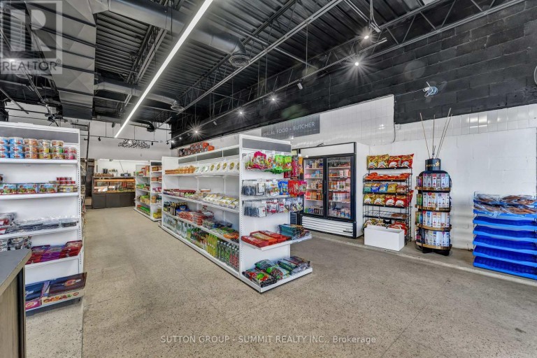 17 - 2500 HURONTARIO STREET, Mississauga (Cooksville), Ontario, L5B1N4