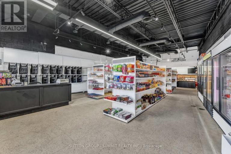 17 - 2500 HURONTARIO STREET, Mississauga (Cooksville), Ontario, L5B1N4
