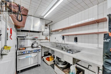 17 - 2500 HURONTARIO STREET Mississauga (Cooksville) Ontario photo 19