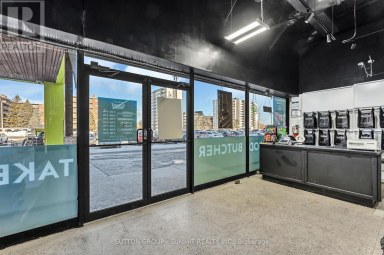 17 - 2500 HURONTARIO STREET Mississauga (Cooksville) Ontario photo 2