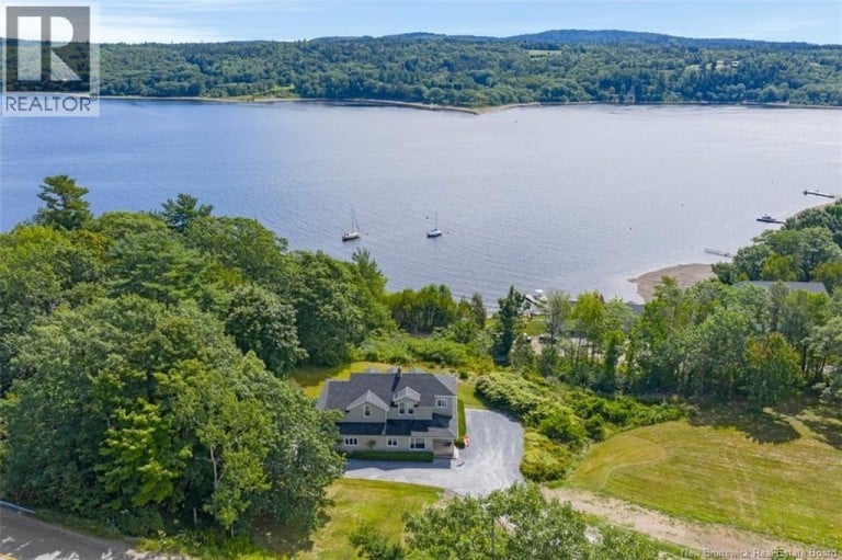 9531 Route 102, Morrisdale, New Brunswick, E5K4N7