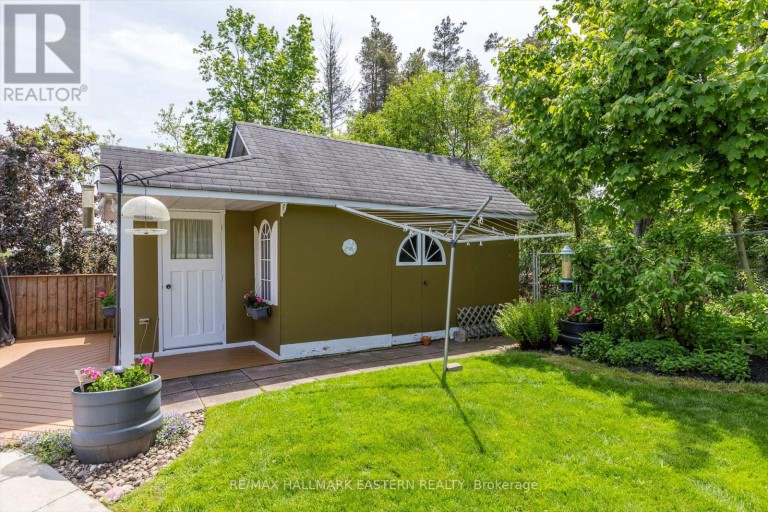 959 GOLFVIEW ROAD, Peterborough (Otonabee Ward 1), Ontario, K9J7W2