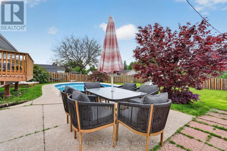 14 CHESTERFIELD DRIVE, Loyalist (Amherstview), Ontario, K7N1M2