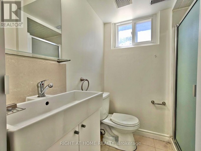 182 MCNICOLL AVENUE, Toronto (Hillcrest Village), Ontario, M2N3K7