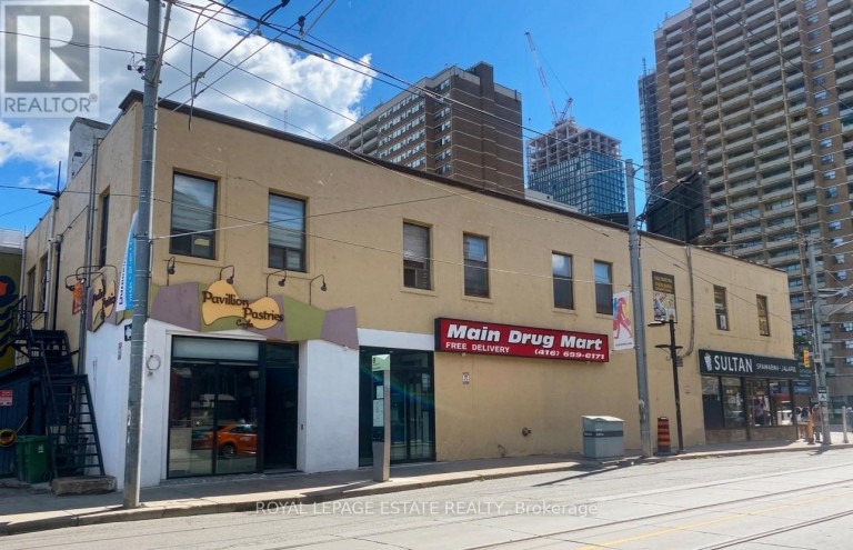 2558 DANFORTH AVENUE, Toronto (East End-Danforth), Ontario, M4C1L3