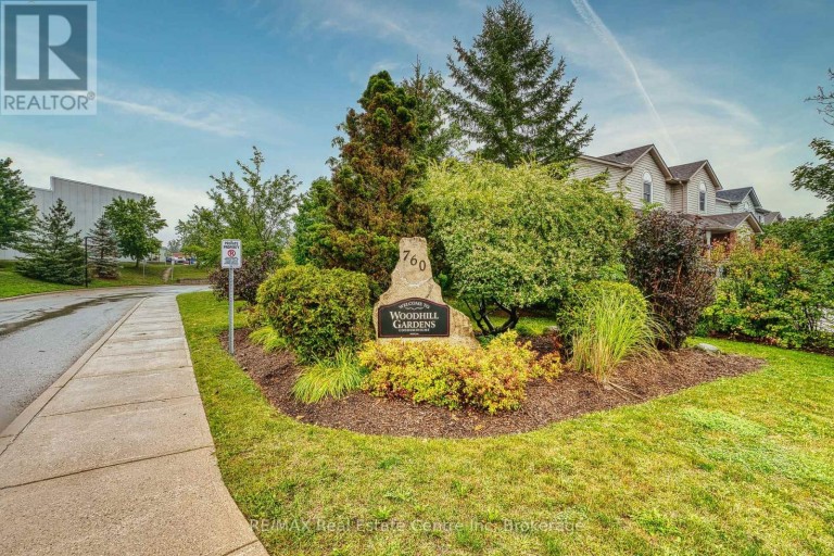 102 - 760 WOODHILL DRIVE, Centre Wellington (Fergus), Ontario, N1M3W5