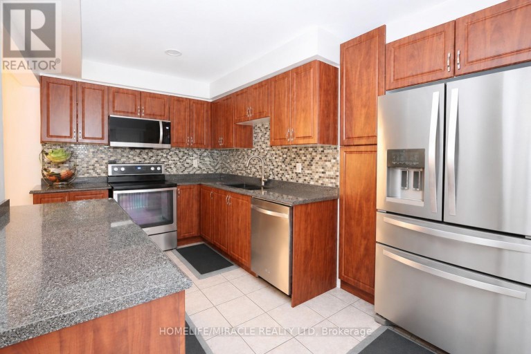43 CARANCI CRESCENT, Brampton (Bram East), Ontario, L6P1H3