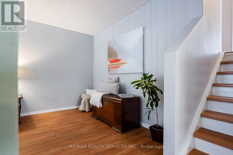 6 GLENRIDGE ROAD, Brampton (Northgate), Ontario, L6S1N3