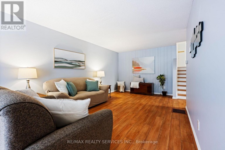 6 GLENRIDGE ROAD, Brampton (Northgate), Ontario, L6S1N3