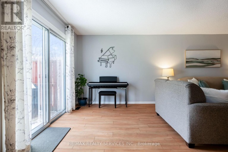 6 GLENRIDGE ROAD, Brampton (Northgate), Ontario, L6S1N3