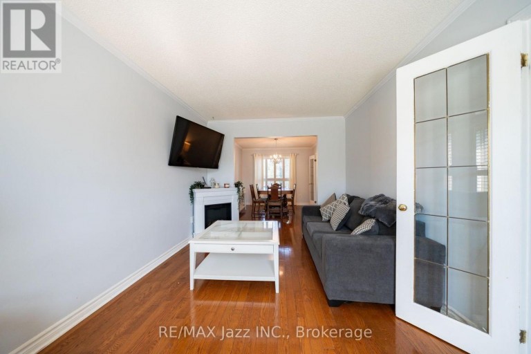 110 FREELAND AVENUE, Clarington (Bowmanville), Ontario, L1C4V6