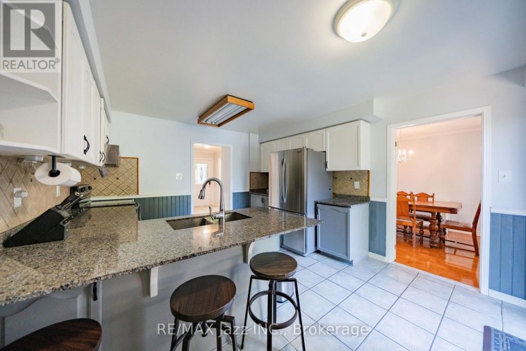 110 FREELAND AVENUE, Clarington (Bowmanville), Ontario, L1C4V6