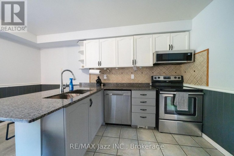 110 FREELAND AVENUE, Clarington (Bowmanville), Ontario, L1C4V6