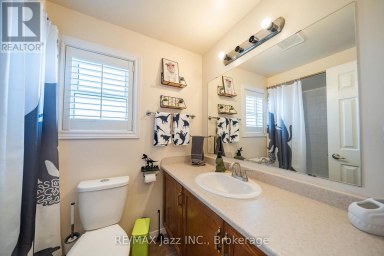 110 FREELAND AVENUE Clarington (Bowmanville) Ontario photo 25