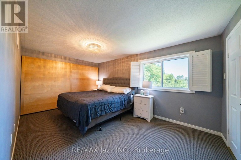 110 FREELAND AVENUE, Clarington (Bowmanville), Ontario, L1C4V6