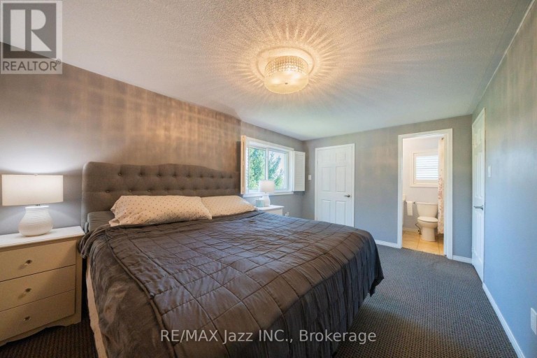 110 FREELAND AVENUE, Clarington (Bowmanville), Ontario, L1C4V6