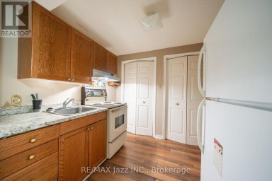 110 FREELAND AVENUE Clarington (Bowmanville) Ontario photo 33
