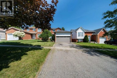 110 FREELAND AVENUE Clarington (Bowmanville) Ontario photo 4