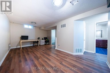 110 FREELAND AVENUE Clarington (Bowmanville) Ontario photo 41
