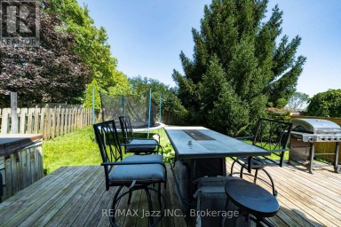 110 FREELAND AVENUE Clarington (Bowmanville) Ontario photo 44
