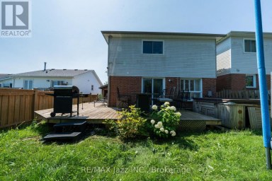 110 FREELAND AVENUE Clarington (Bowmanville) Ontario photo 47