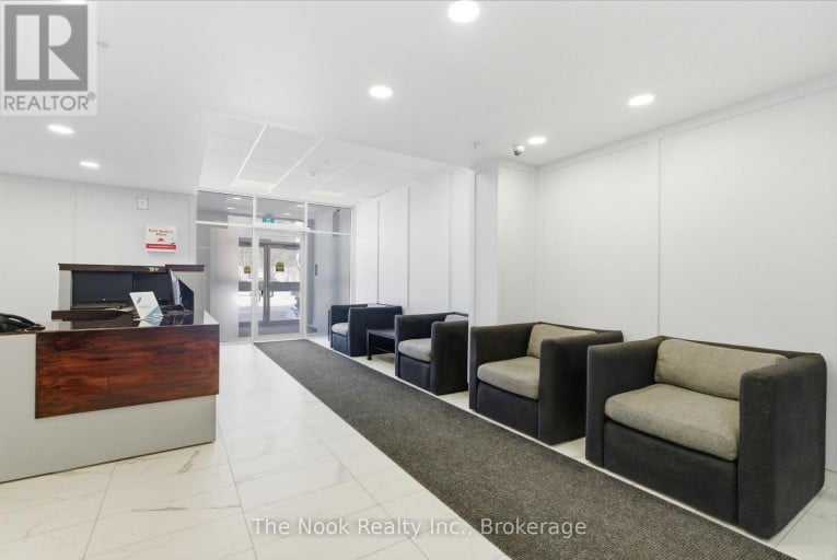 609 - 3655 KINGSTON ROAD, Toronto (Scarborough Village), Ontario, M1M1S2