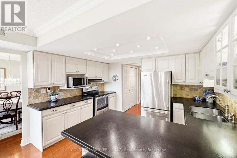 305 - 900 WILSON ROAD N, Oshawa (Centennial), Ontario, L1G7T2